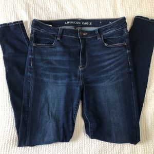 American Eagle Women’s skinny jeans size 10 long